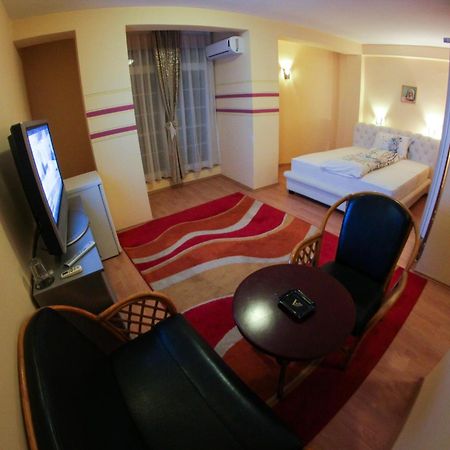 Hotel Fontana Zenica Zimmer foto